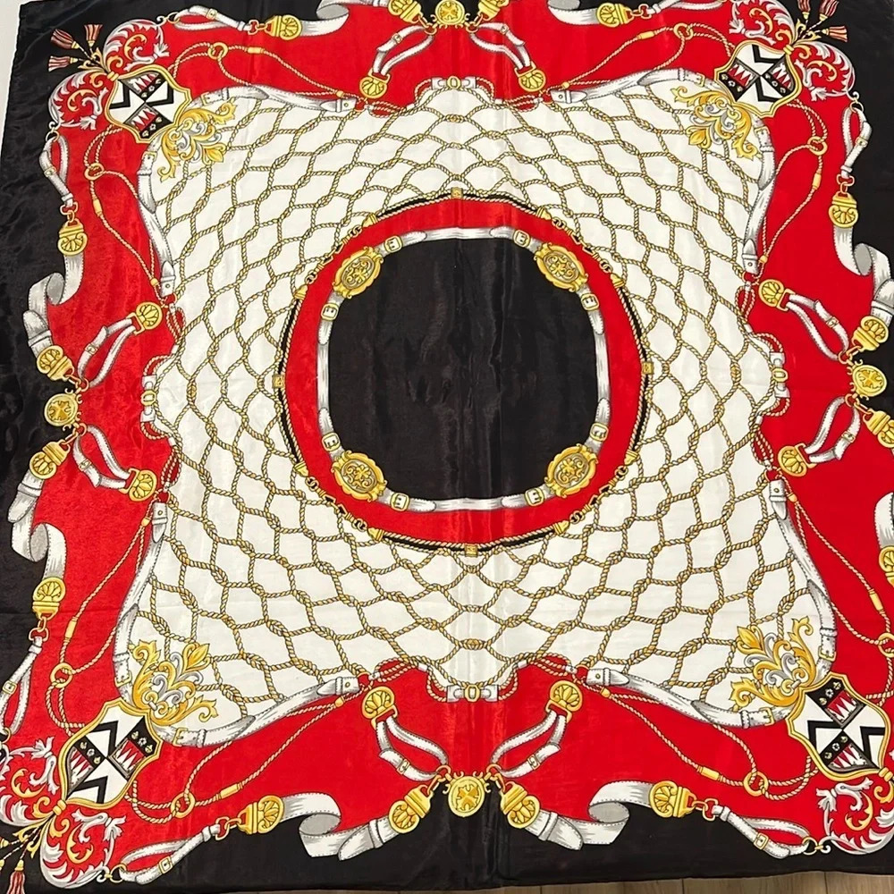 Vintage - no brand name scarf, like new condition